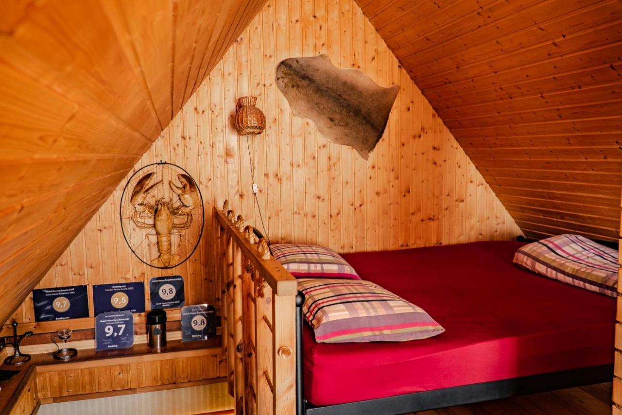 Guest House Sampetera Maja Riga Exterior photo